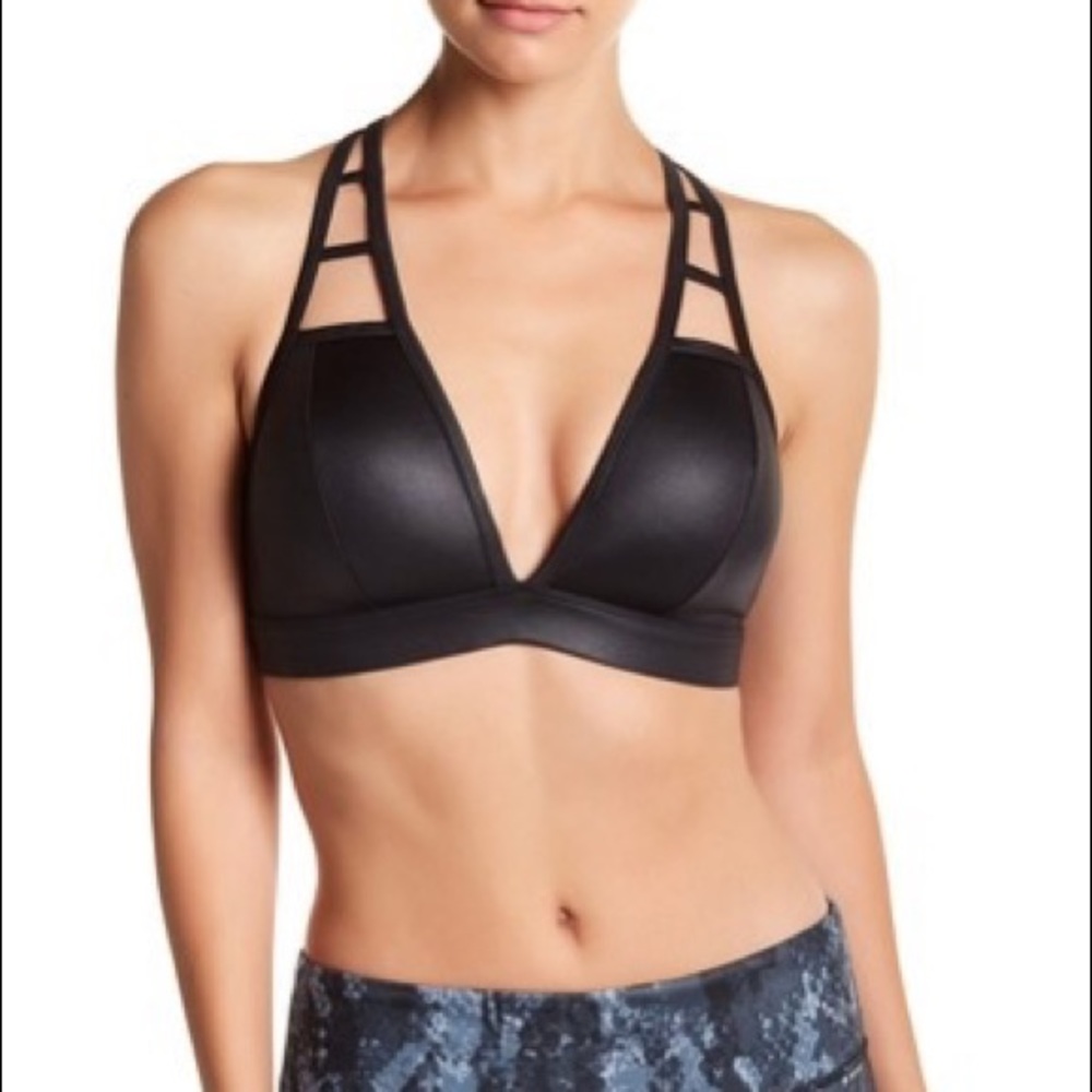 Black Alo Yoga Bra
